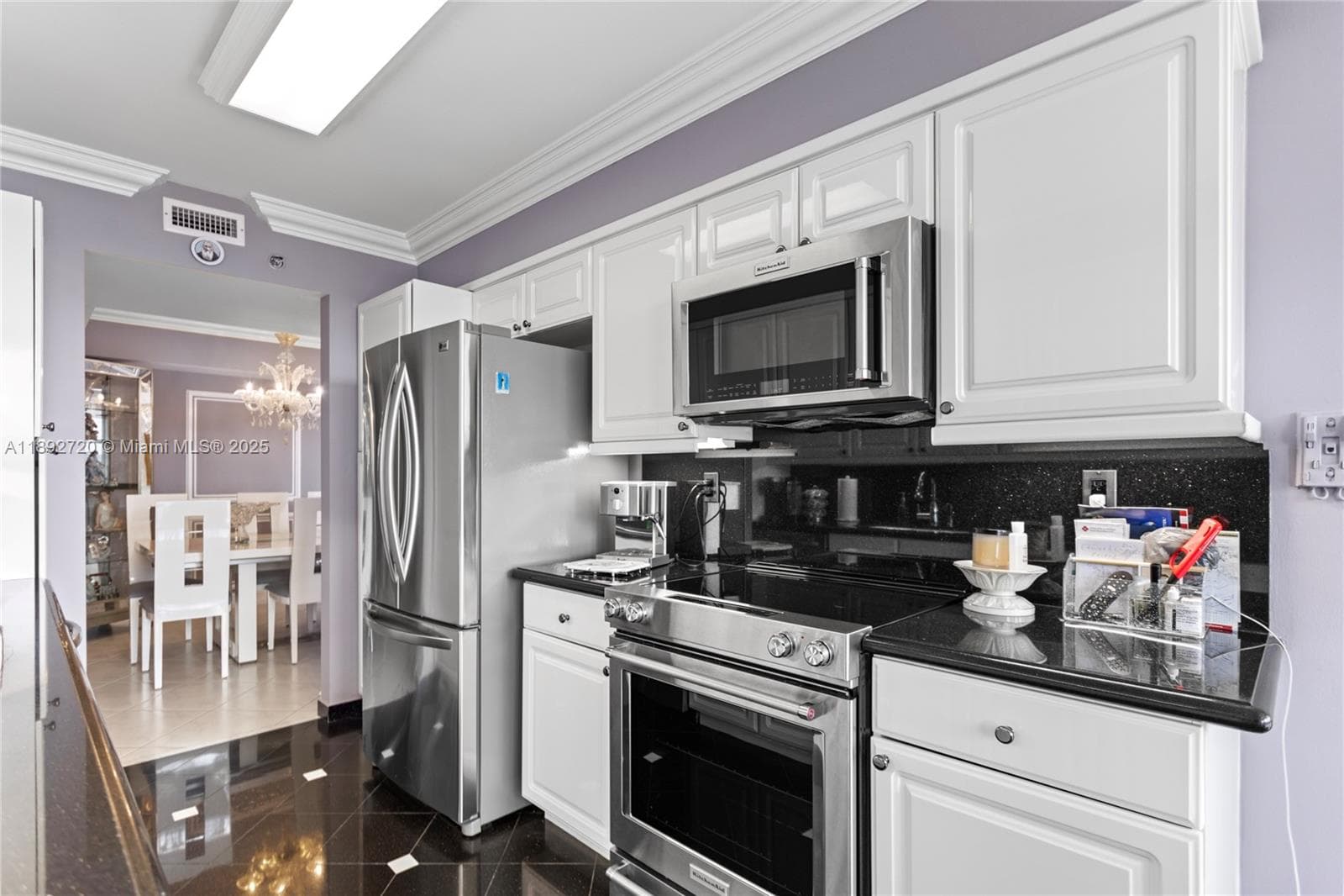 3598 Yacht Club Dr # 1004, Aventura FL 33180 — 33