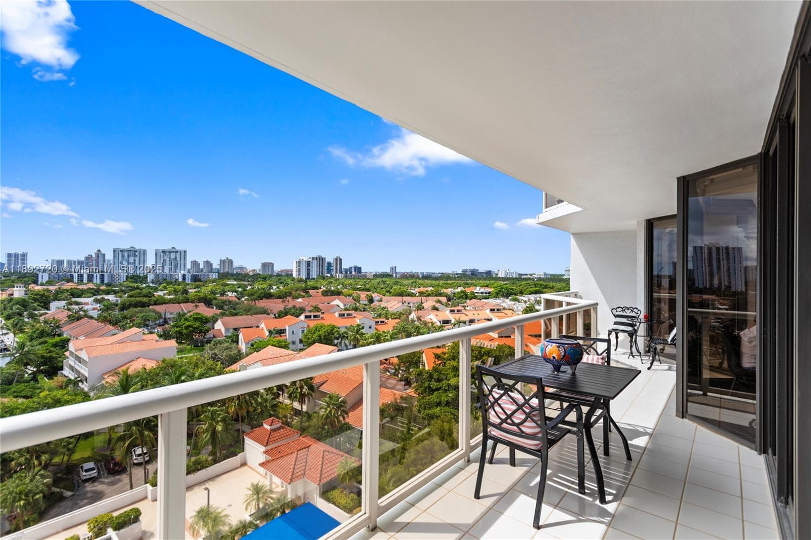 3598 Yacht Club Dr # 1004, Aventura FL 33180 — 39