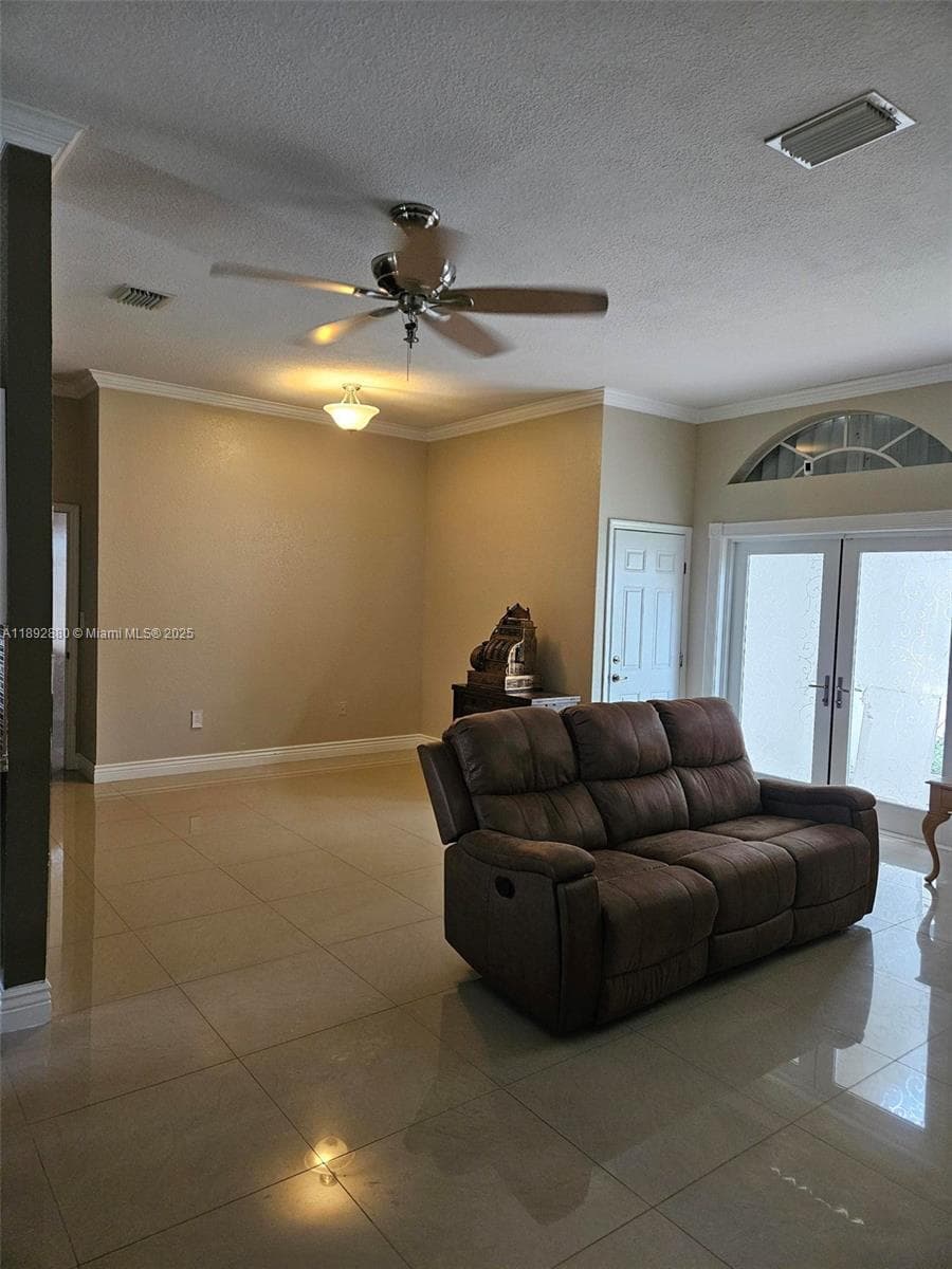 2635 SE 4th Pl, Homestead FL 33033 — 7