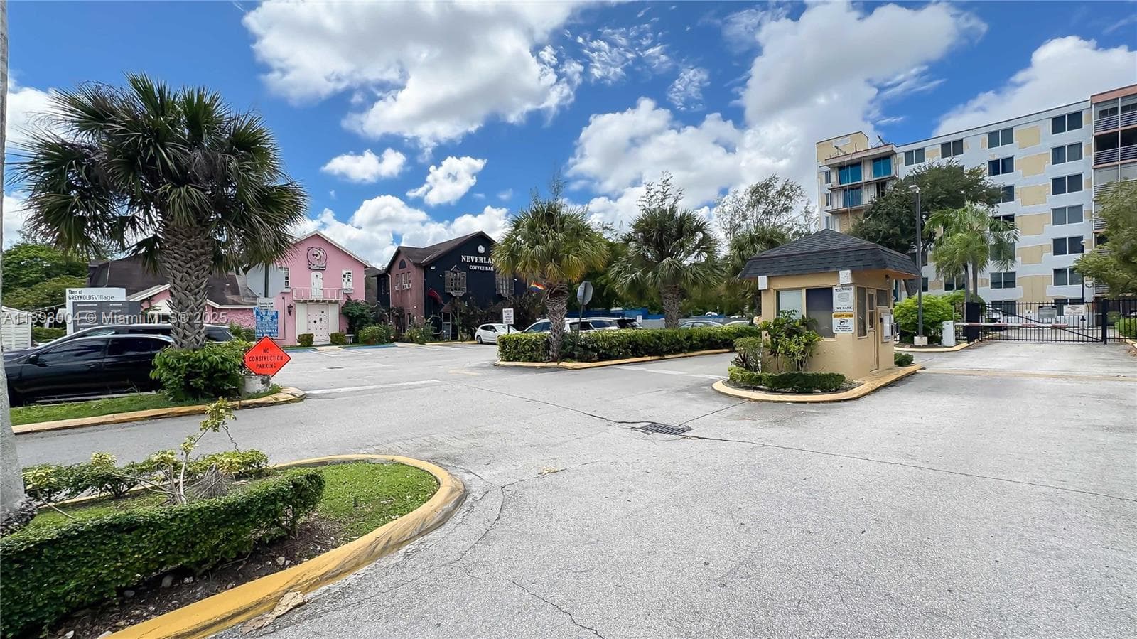 17890 W Dixie Hwy 319 Hwy # 319, North Miami Beach FL 33160 — 16