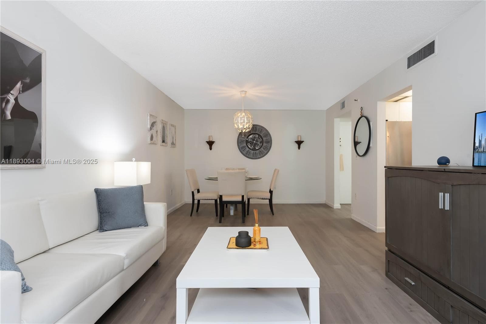 17890 W Dixie Hwy 319 Hwy # 319, North Miami Beach FL 33160 — 3