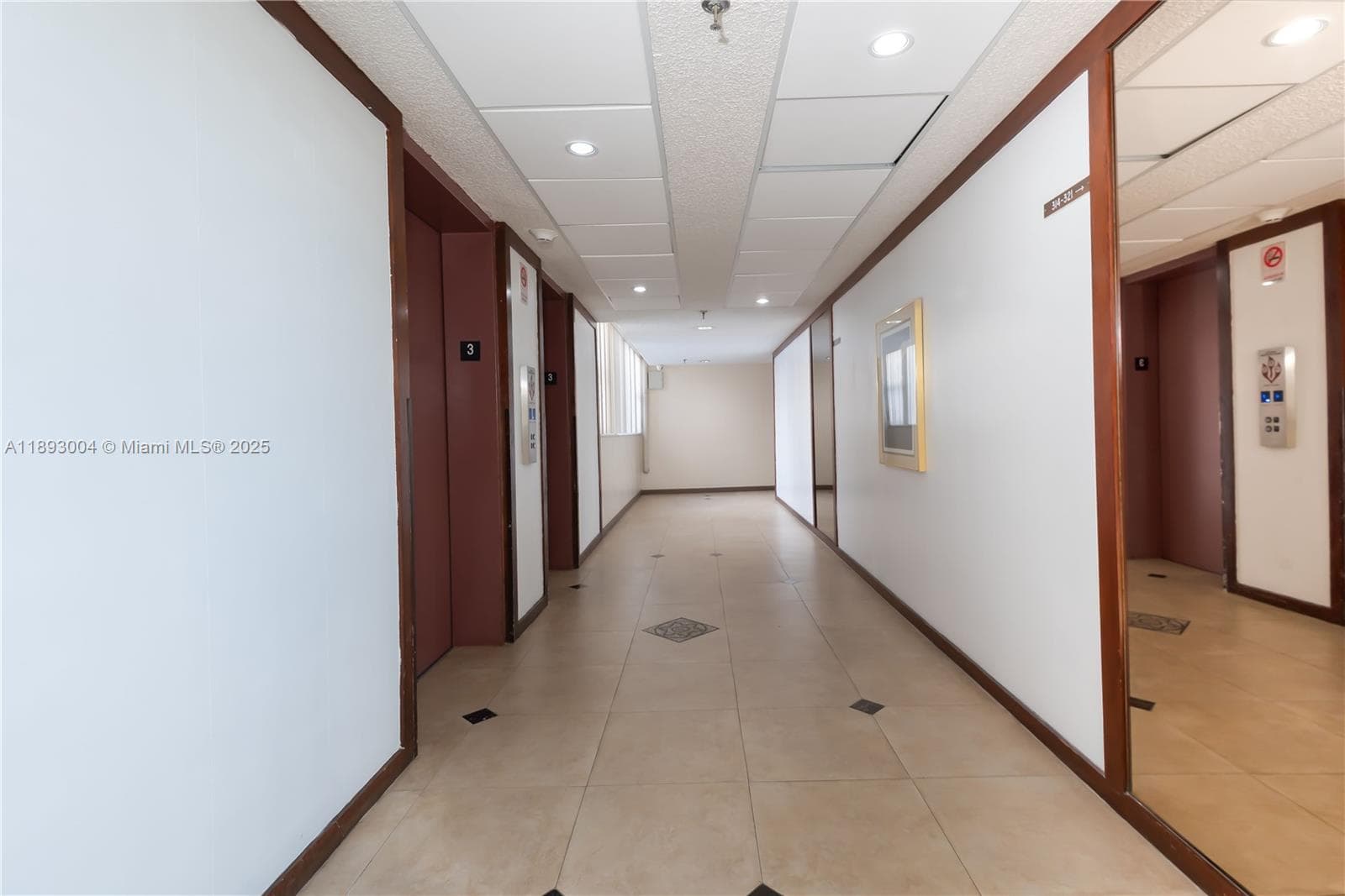 17890 W Dixie Hwy 319 Hwy # 319, North Miami Beach FL 33160 — 24
