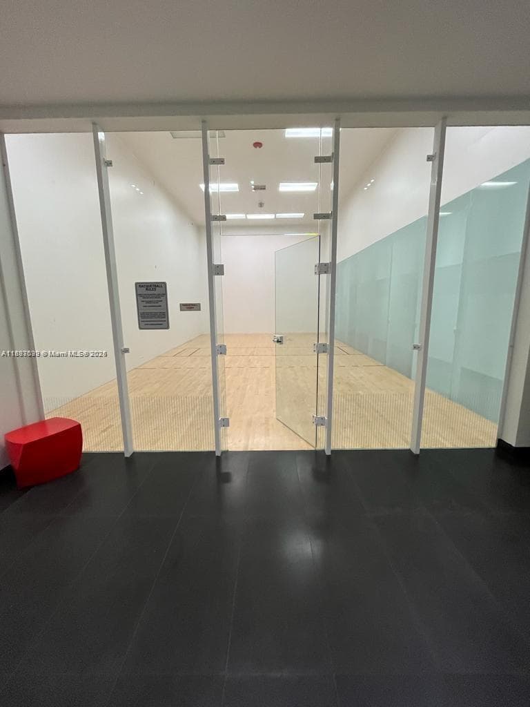 1600 NE 1st Ave # 1003, Miami FL 33132 — 17