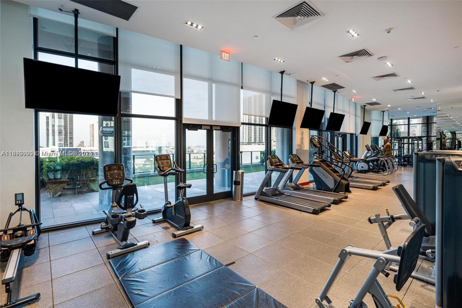1600 NE 1st Ave # 1003, Miami FL 33132 — 15
