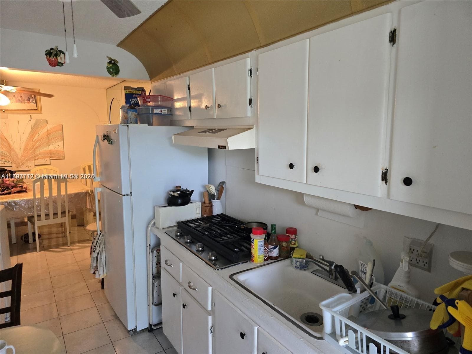 20310 NE 2nd Ave # 15, Miami Gardens FL 33179 — 2