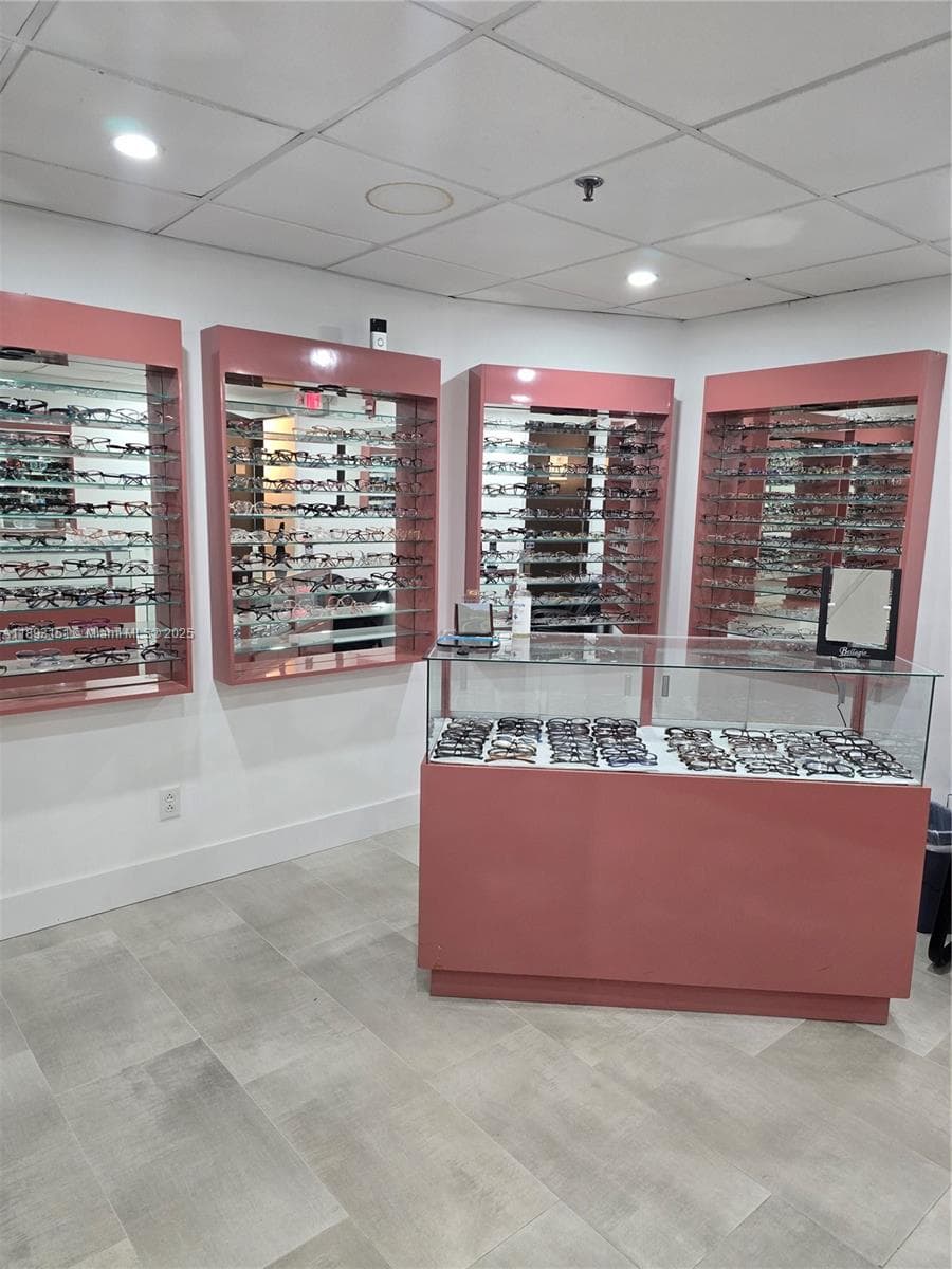 2100 Coral Way, Coral Gables FL 33145 — 1