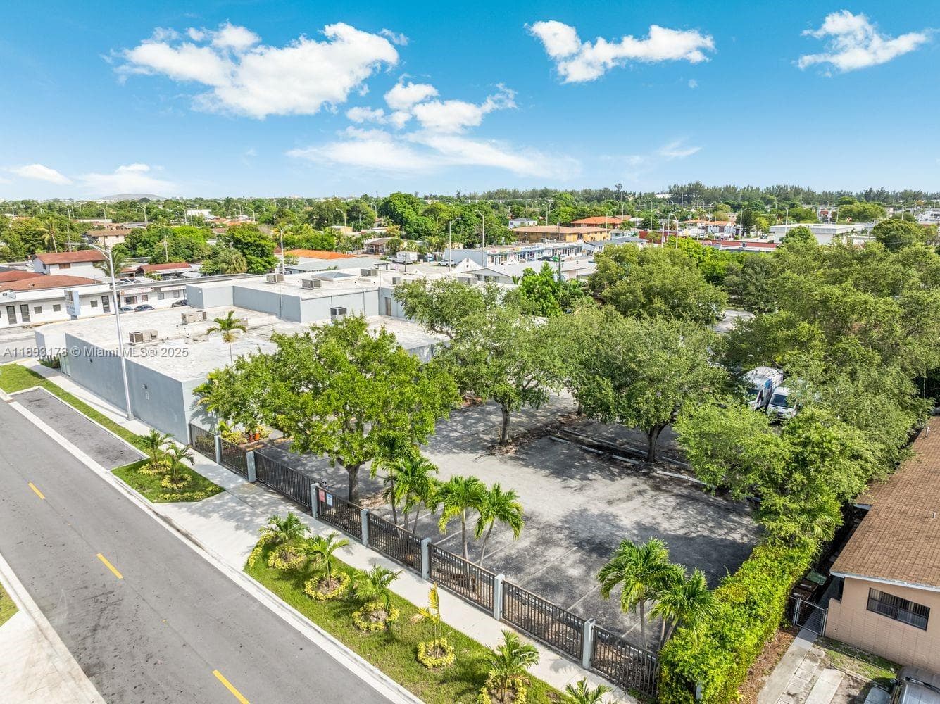 1401 E 4th Ave, Hialeah FL 33010 — 10
