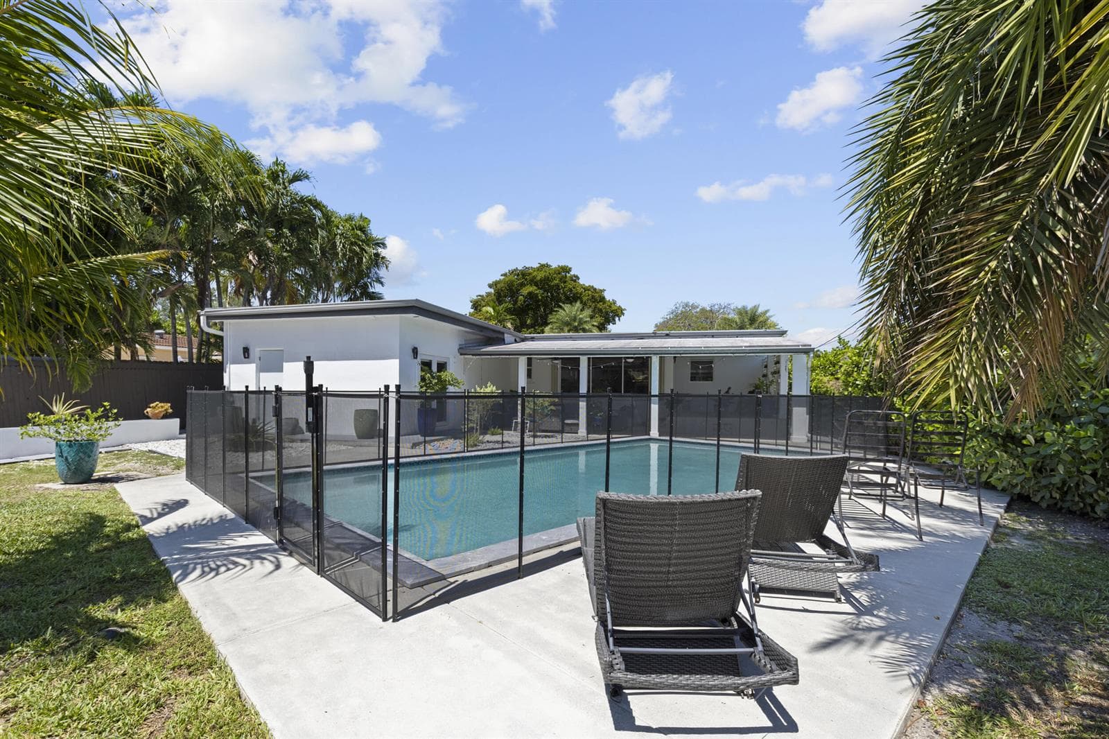 297 Minola Drive, Miami Springs FL 33166 — 28