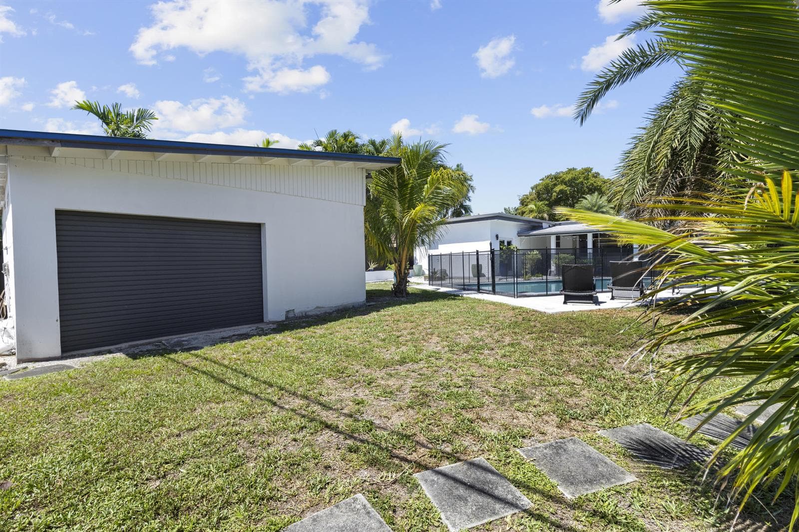 297 Minola Drive, Miami Springs FL 33166 — 48