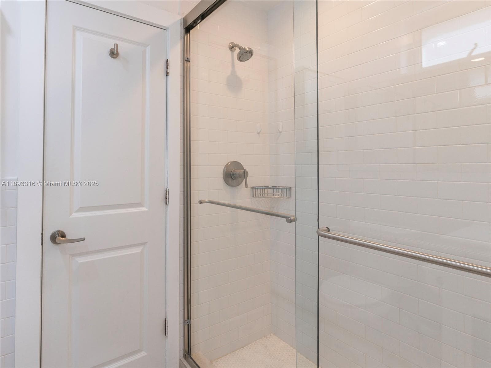 241 28th St # 1, Miami Beach FL 33140 — 15