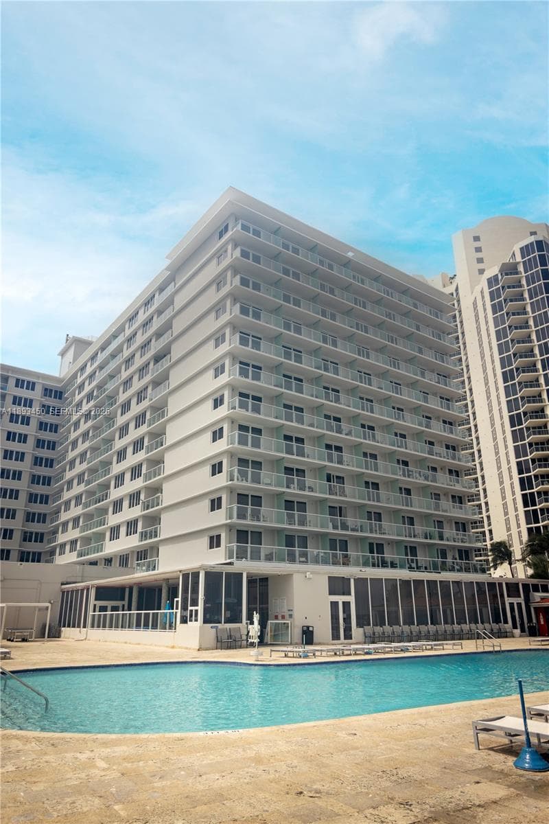 19201 Collins Ave # 720, Sunny Isles Beach FL 33160 — 27
