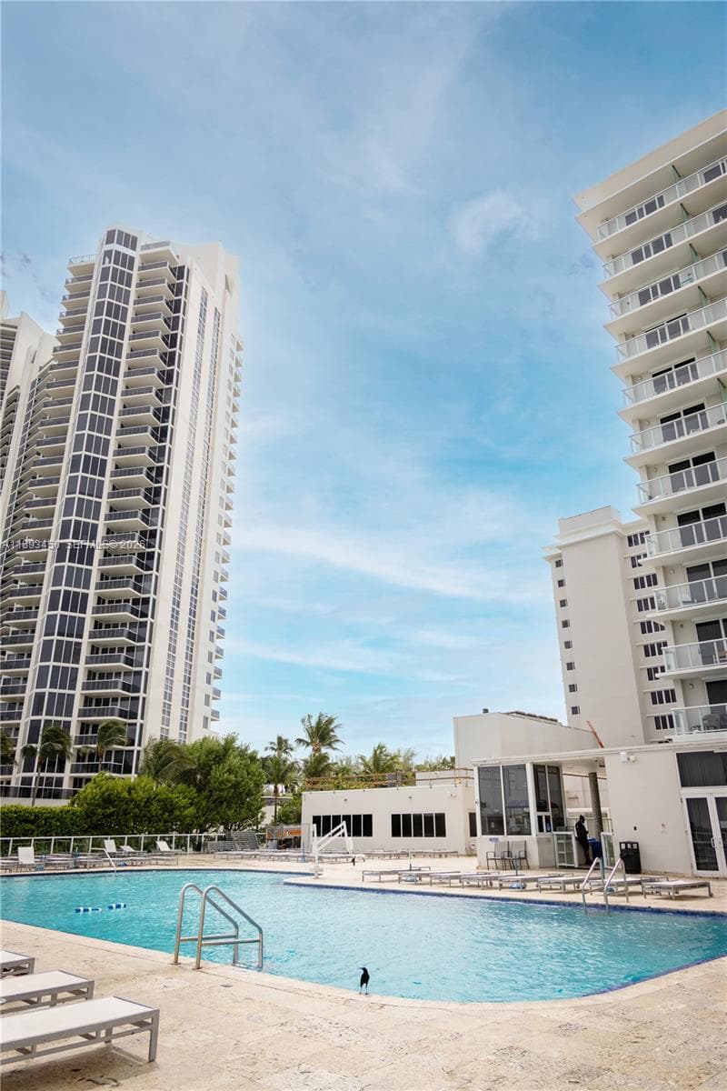 19201 Collins Ave # 720, Sunny Isles Beach FL 33160 — 26