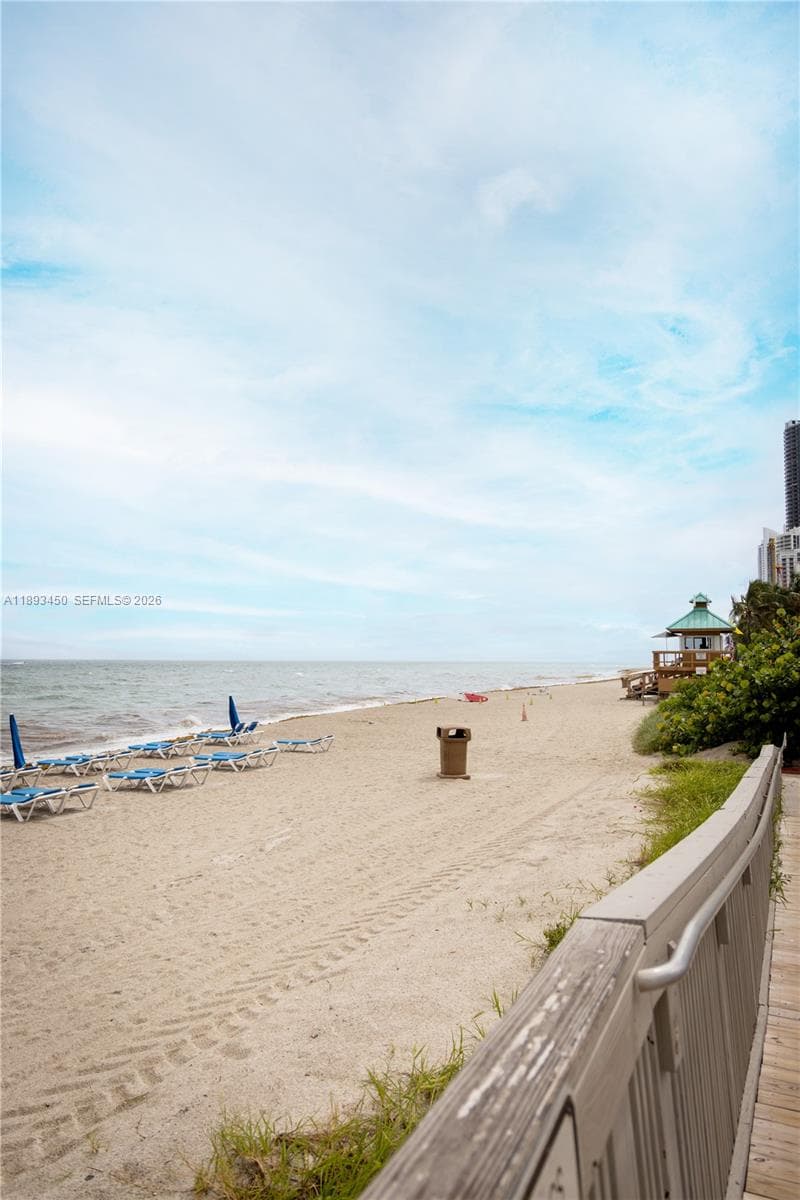 19201 Collins Ave # 720, Sunny Isles Beach FL 33160 — 33