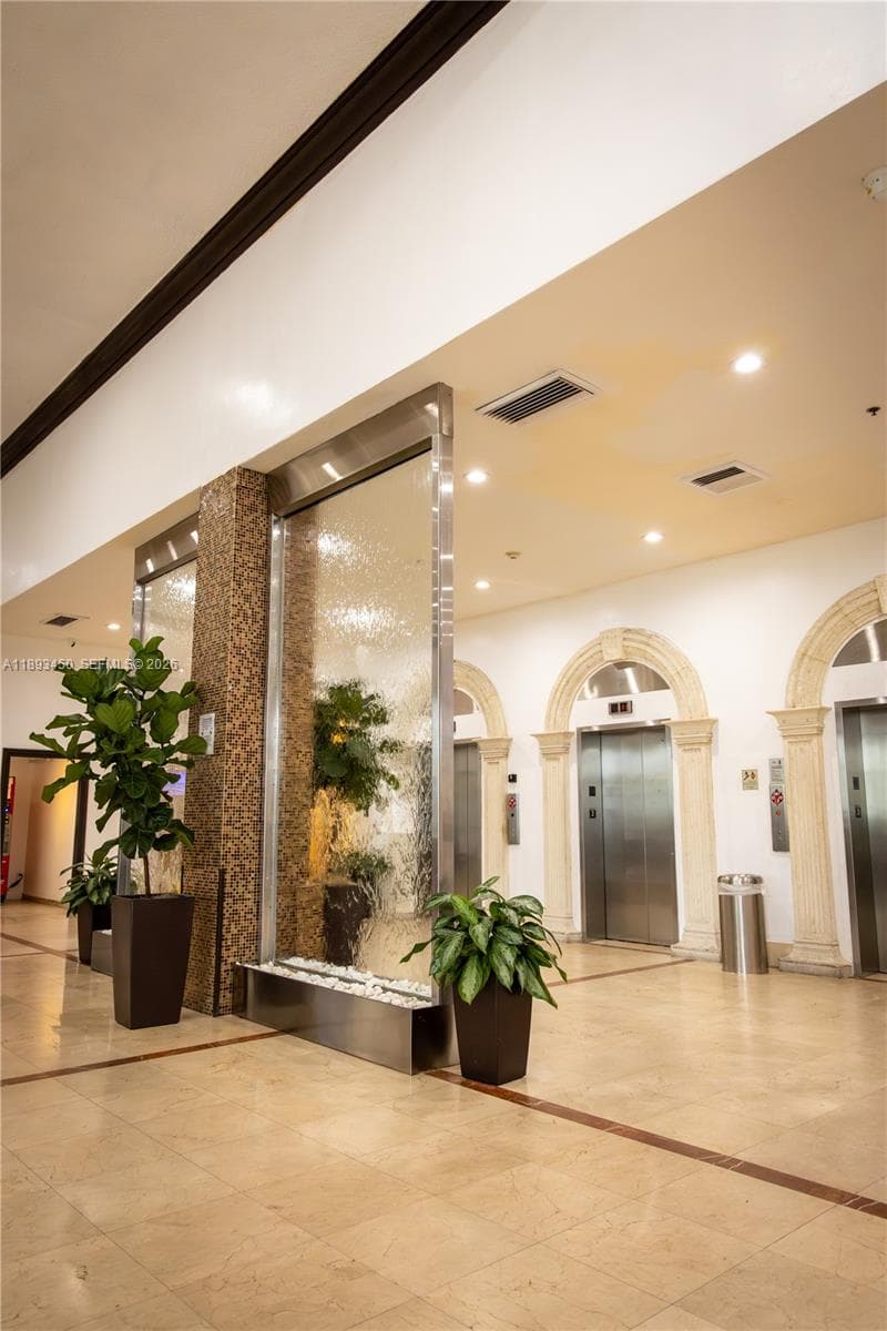 19201 Collins Ave # 720, Sunny Isles Beach FL 33160 — 48