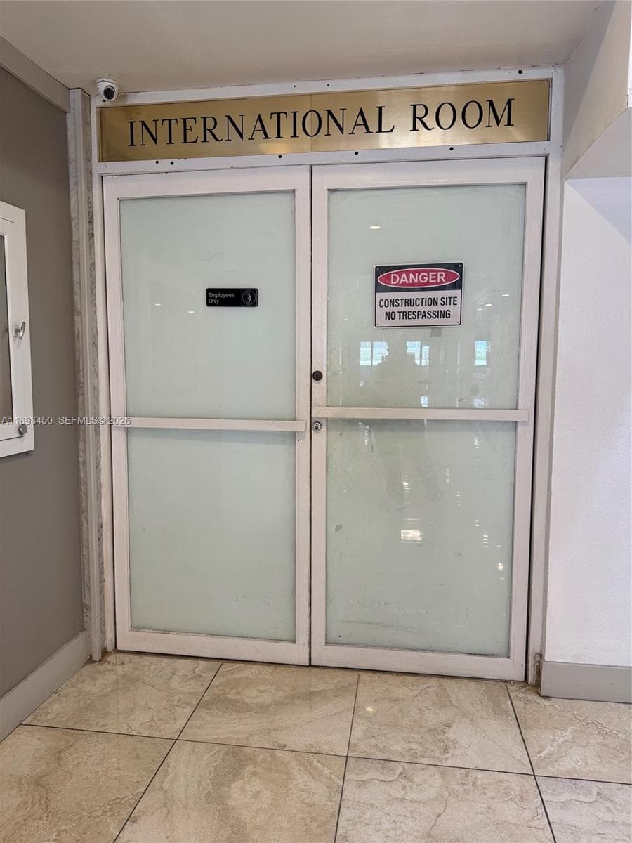 19201 Collins Ave # 720, Sunny Isles Beach FL 33160 — 44