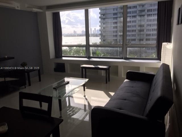 1500 Bay Rd # 758S, Miami Beach FL 33139 — 4