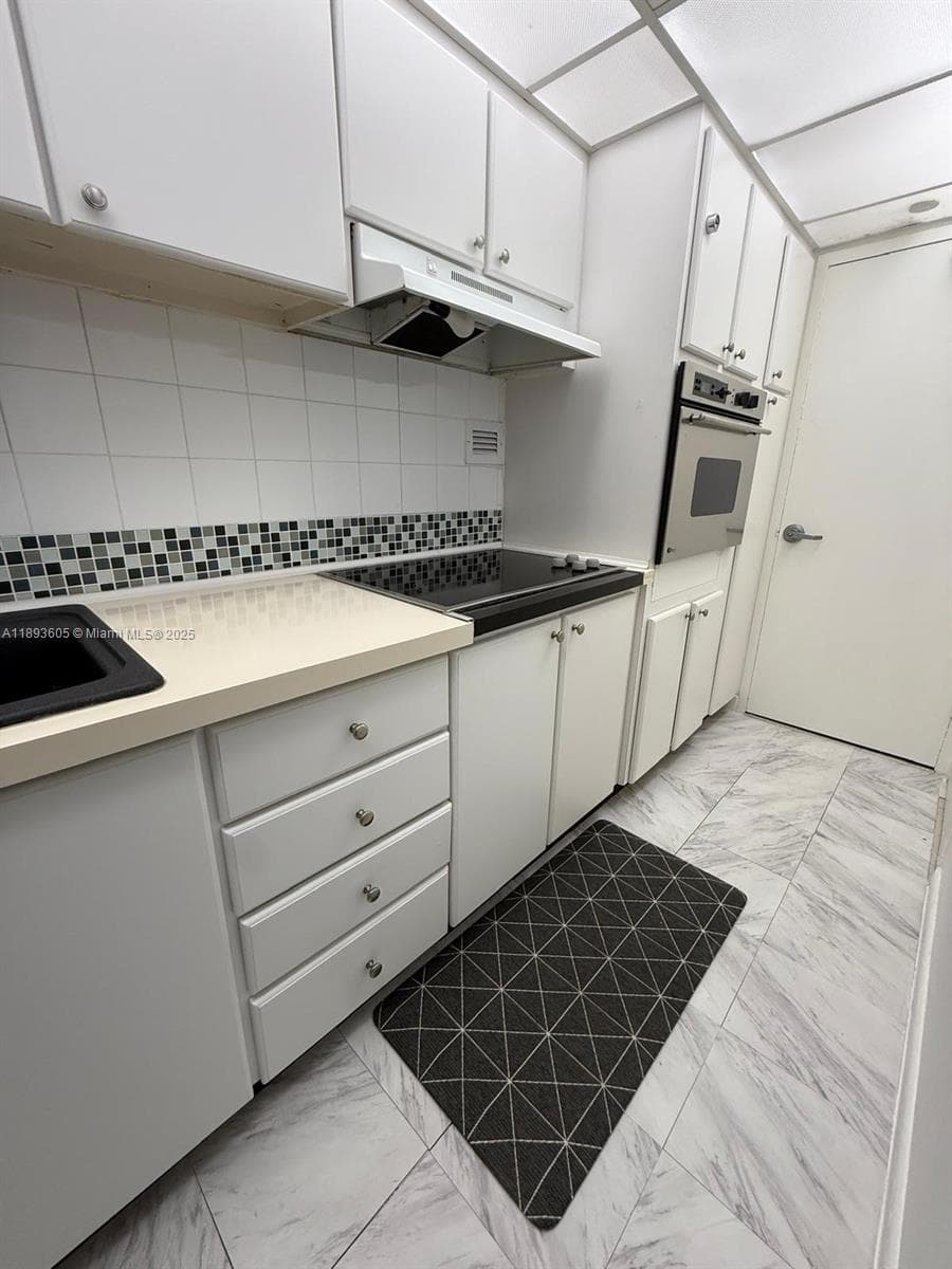 1000 West Ave # 306, Miami Beach FL 33139 — 2