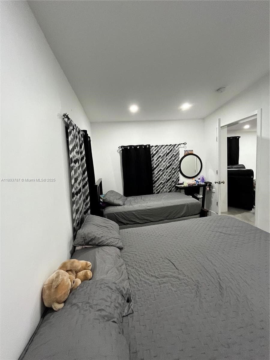 1102 NW 103rd Street, Miami FL 33150 — 19