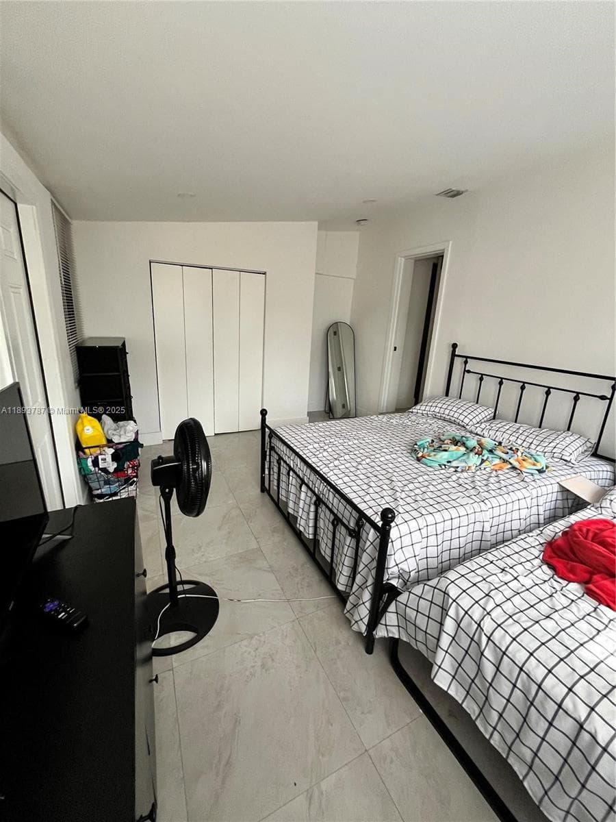 1102 NW 103rd Street, Miami FL 33150 — 8