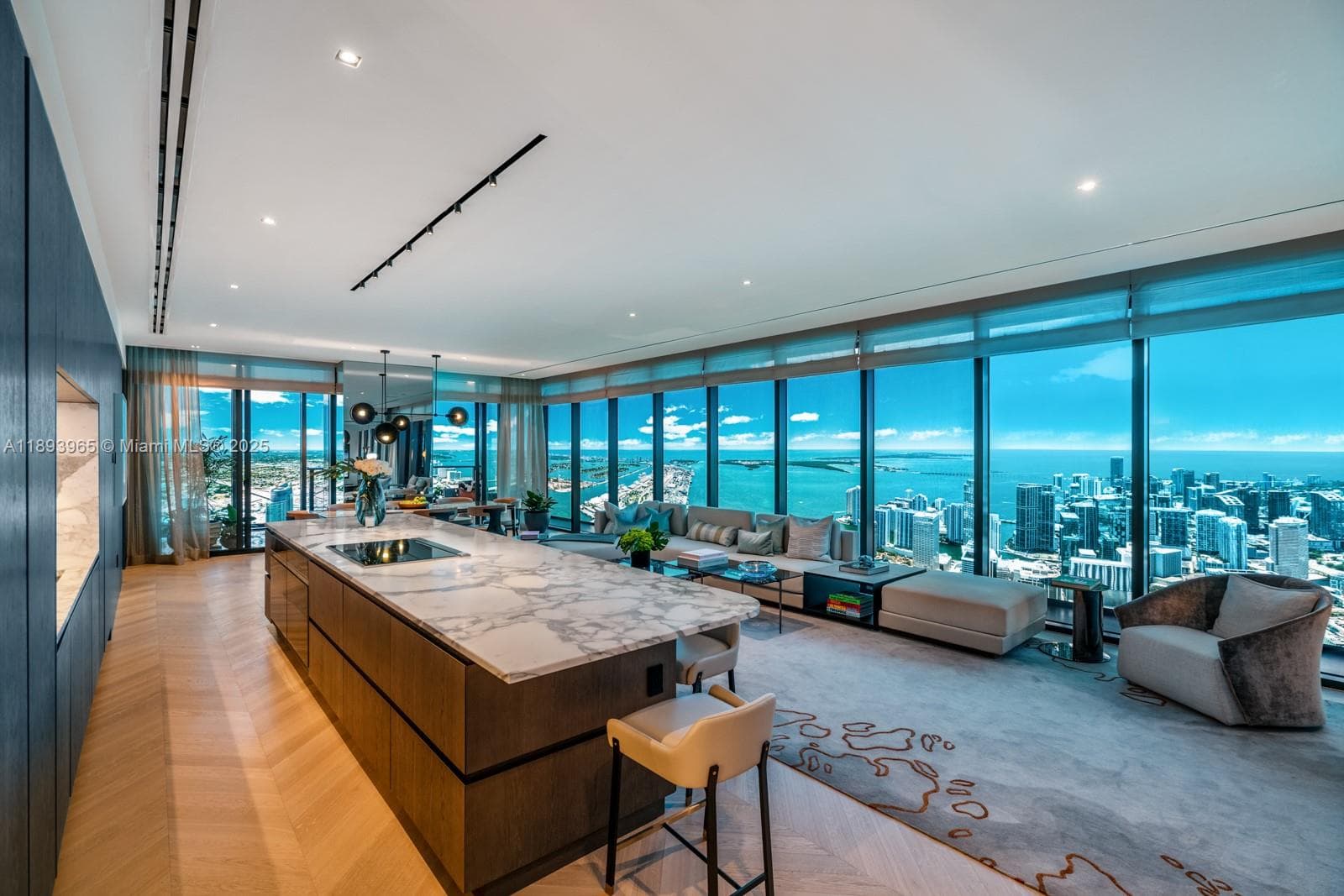 300 N Biscayne Blvd # 7803, Miami FL 33132 — 2