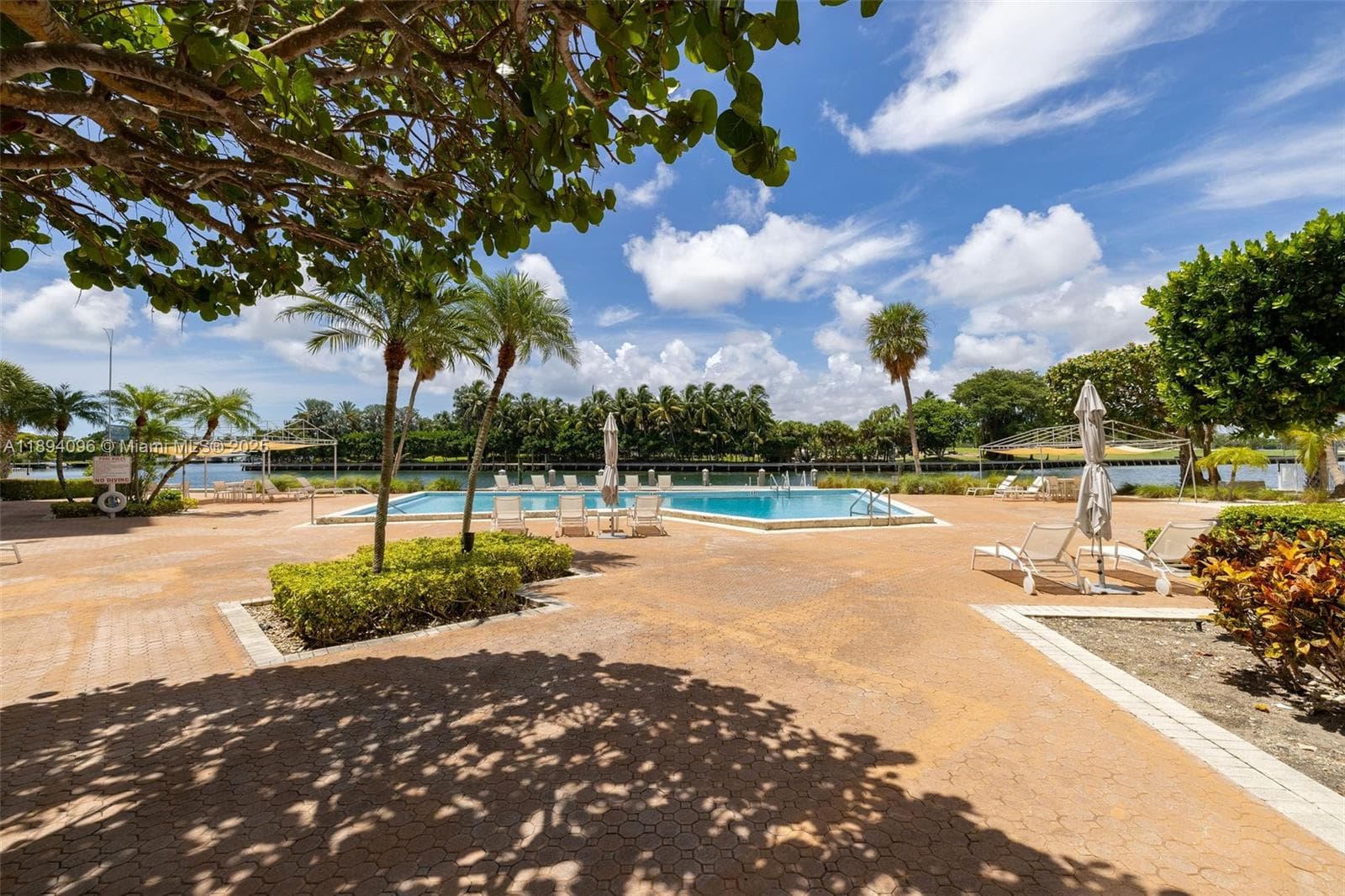 9100 W Bay Harbor Dr # 10B, Bay Harbor Islands FL 33154 — 25