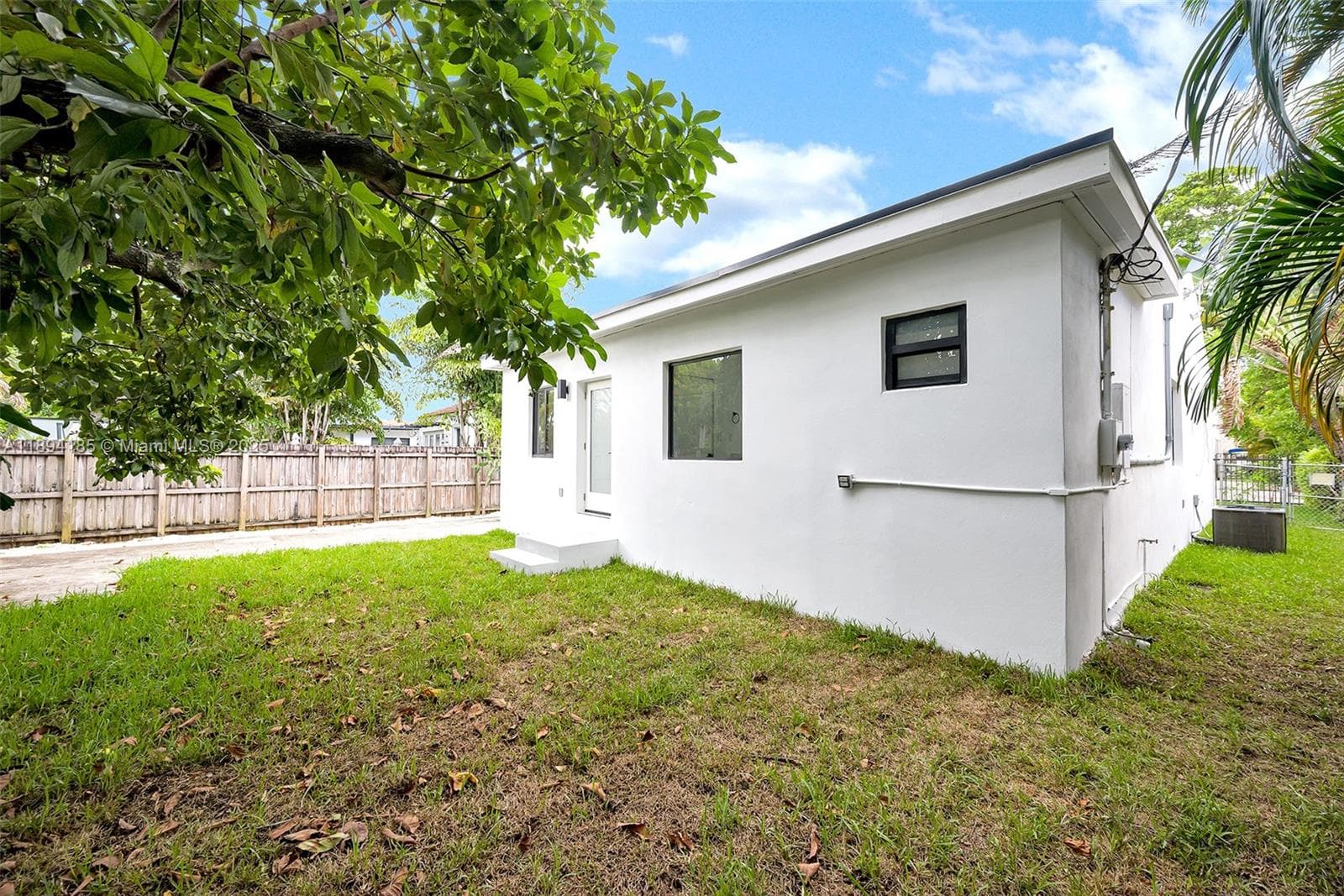 1854 SW 17th St, Miami FL 33145 — 30