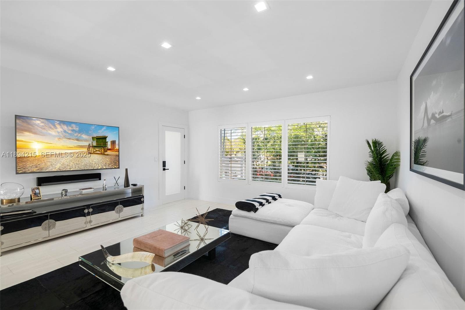 3909 Garden Avenue, Miami Beach FL 33140 — 2