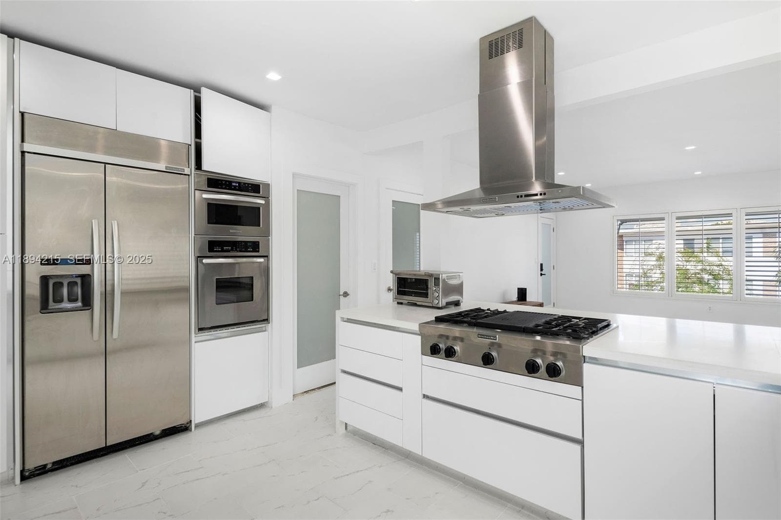 3909 Garden Avenue, Miami Beach FL 33140 — 22