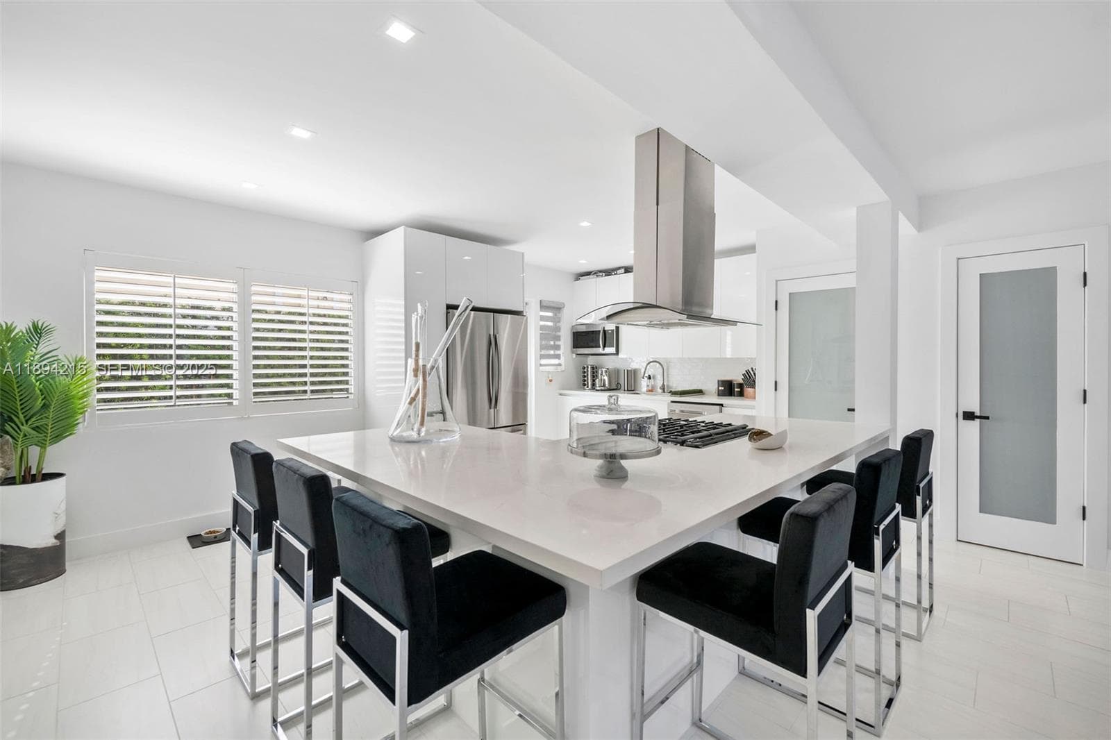 3909 Garden Avenue, Miami Beach FL 33140 — 3