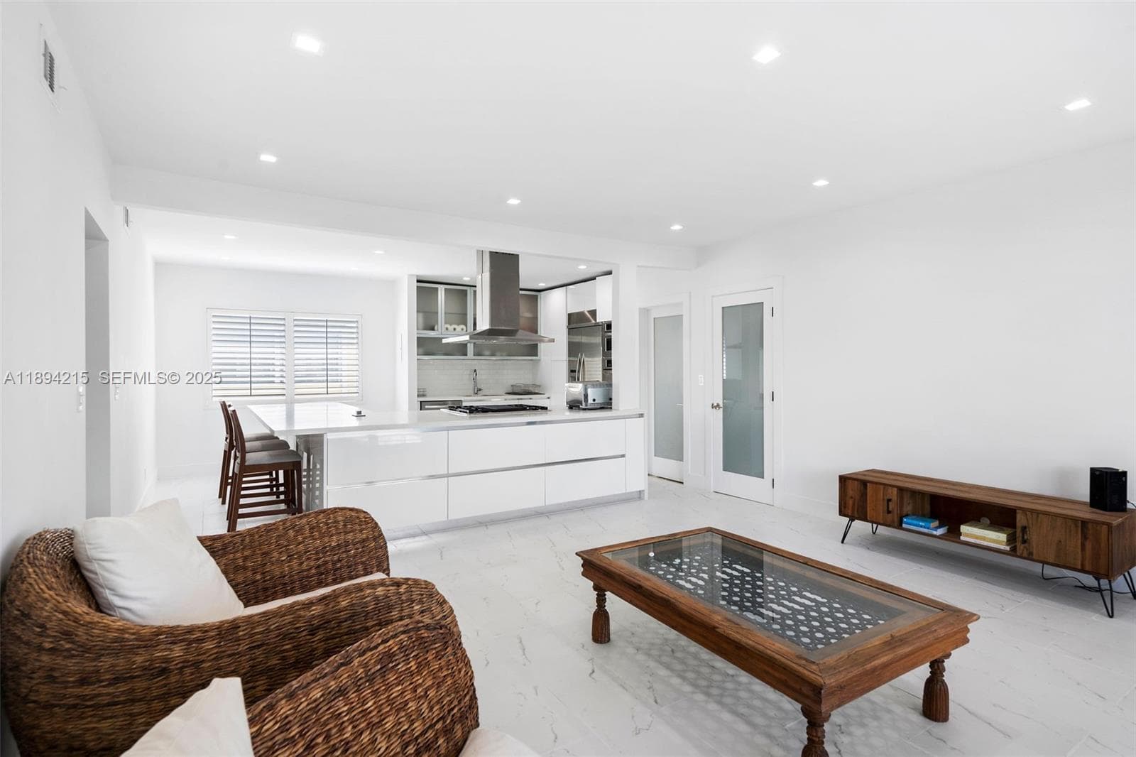 3909 Garden Avenue, Miami Beach FL 33140 — 24