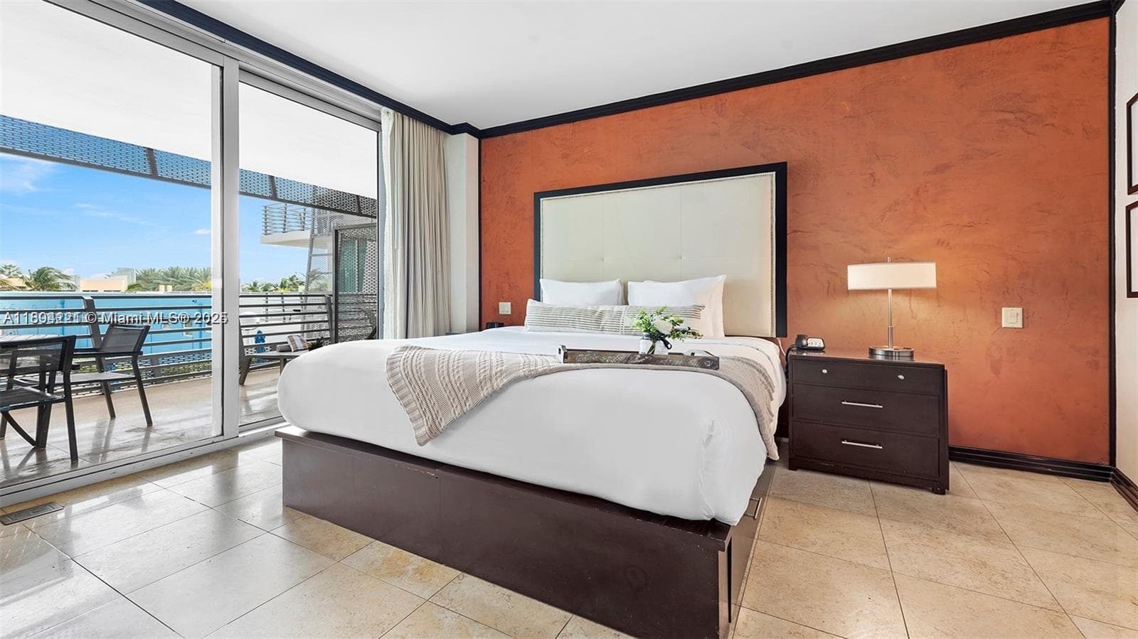 1437 Collins Ave # 327, Miami Beach FL 33139 — 2