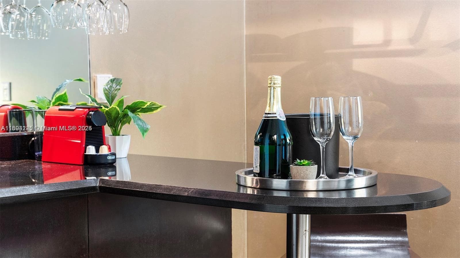1437 Collins Ave # 327, Miami Beach FL 33139 — 11