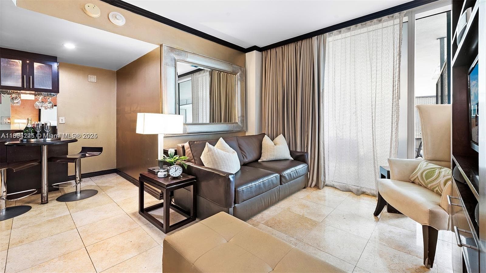 1437 Collins Ave # 327, Miami Beach FL 33139 — 8
