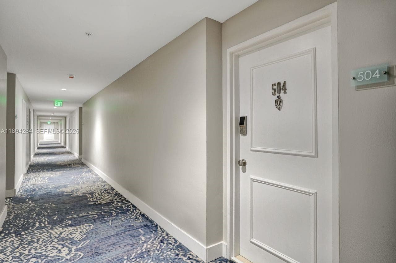 5601 Collins Ave # 504, Miami Beach FL 33140 — 16