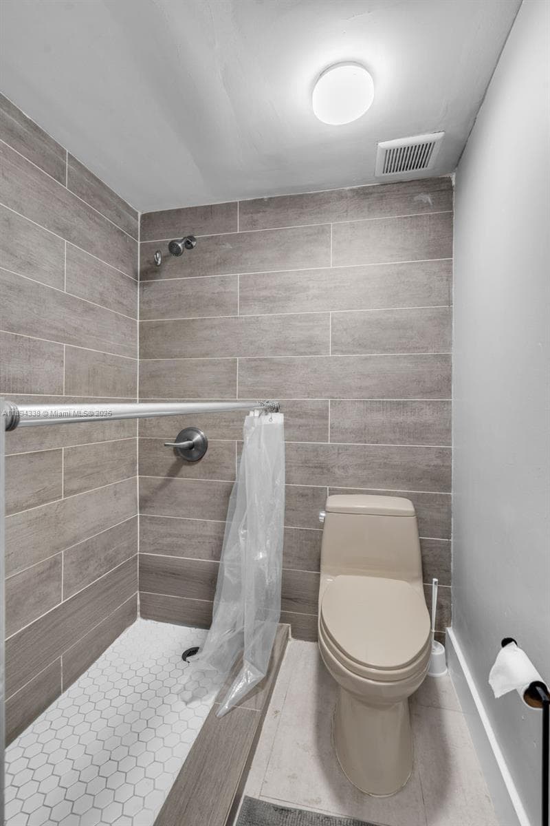 19440 NE 26th Ave # 54B, Miami FL 33180 — 27