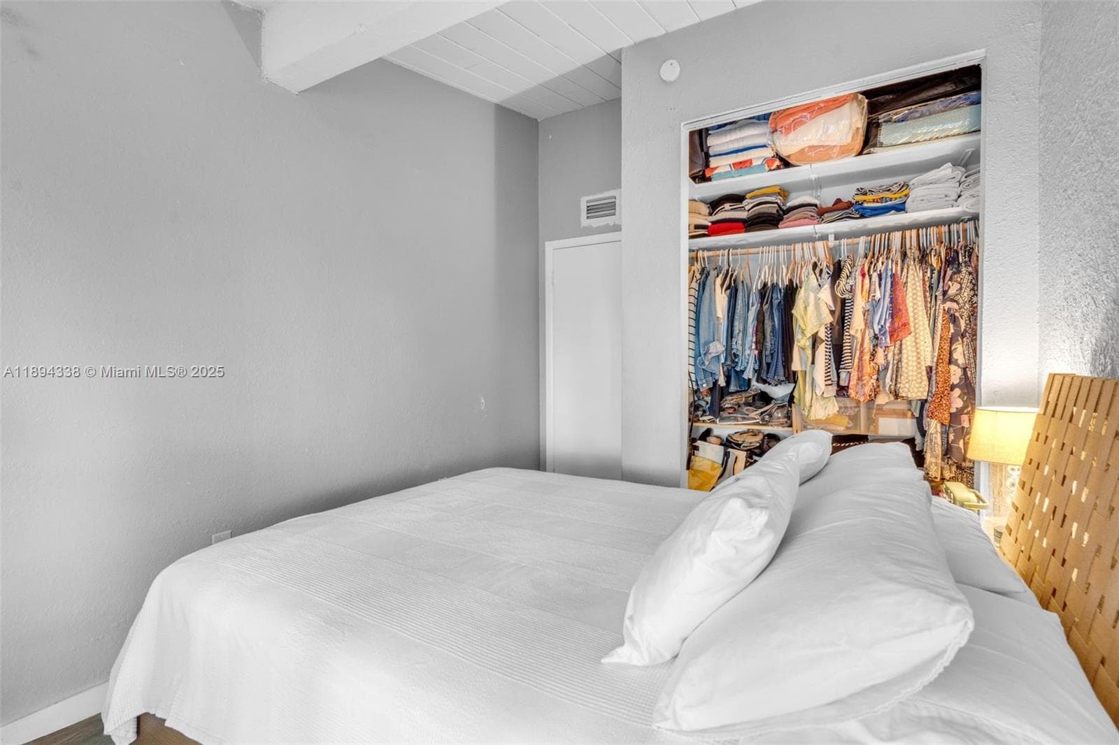 19440 NE 26th Ave # 54B, Miami FL 33180 — 22