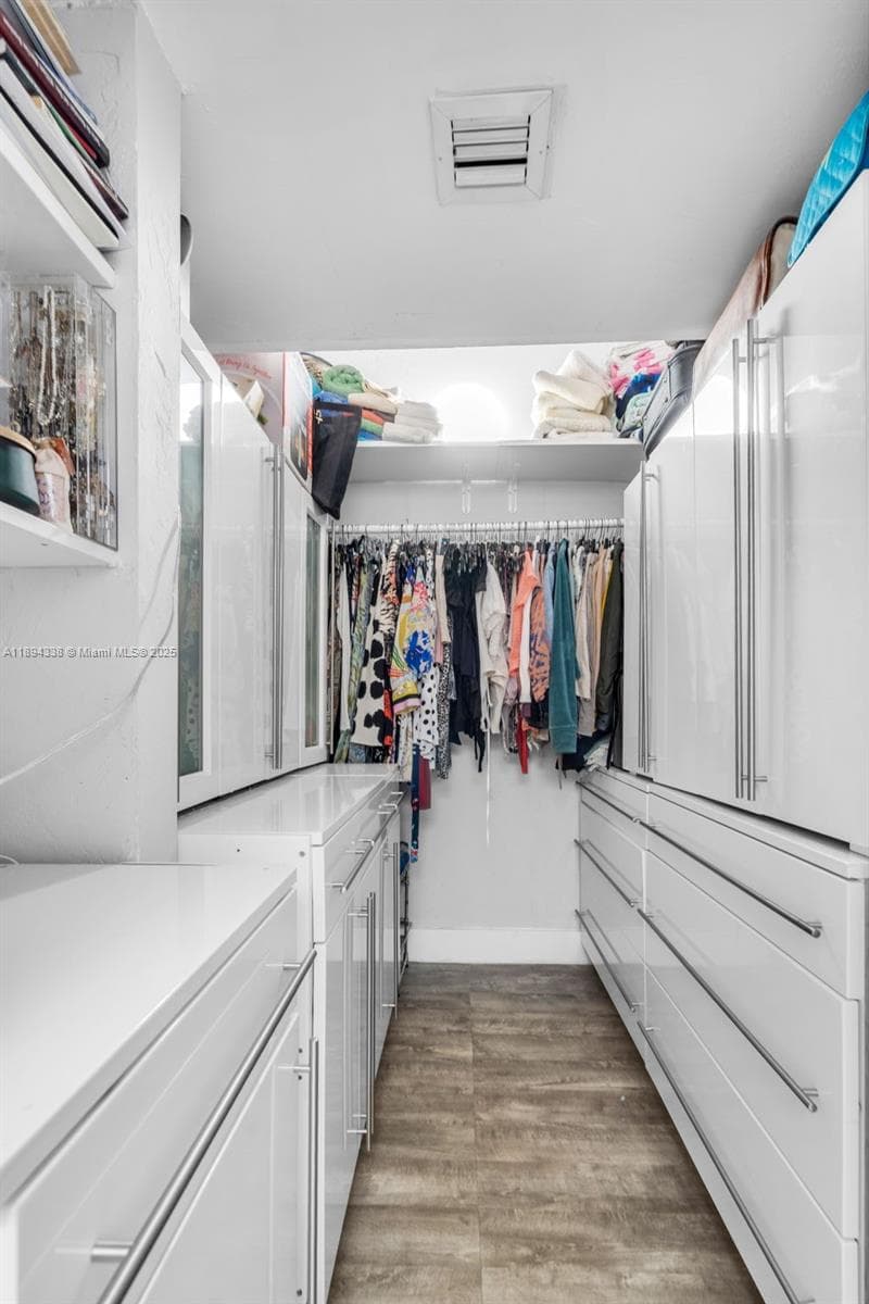 19440 NE 26th Ave # 54B, Miami FL 33180 — 28