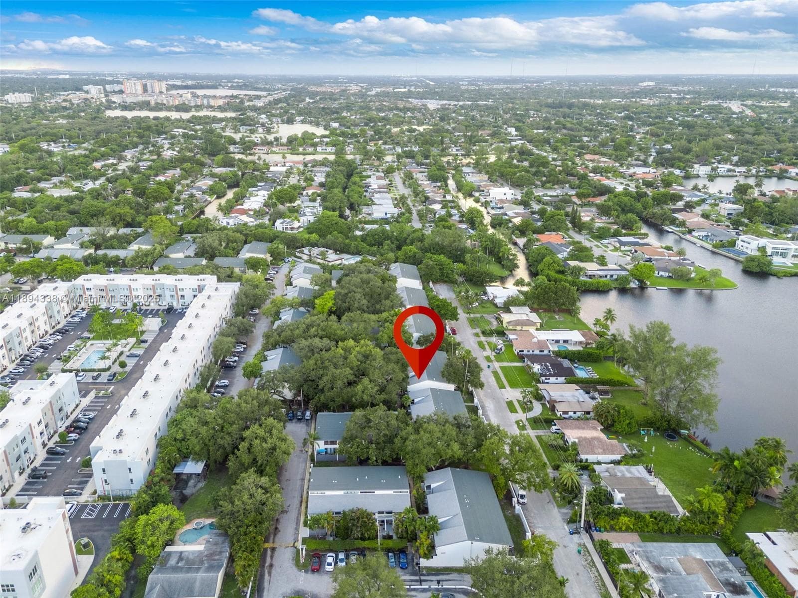 19440 NE 26th Ave # 54B, Miami FL 33180 — 35