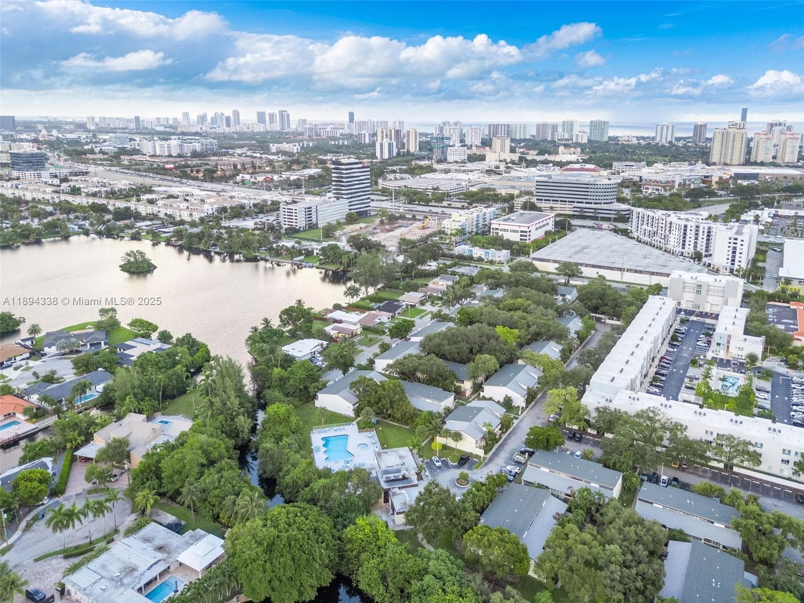 19440 NE 26th Ave # 54B, Miami FL 33180 — 39