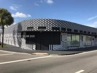 5600 NW 7th Ave, Miami FL 33127 — 1