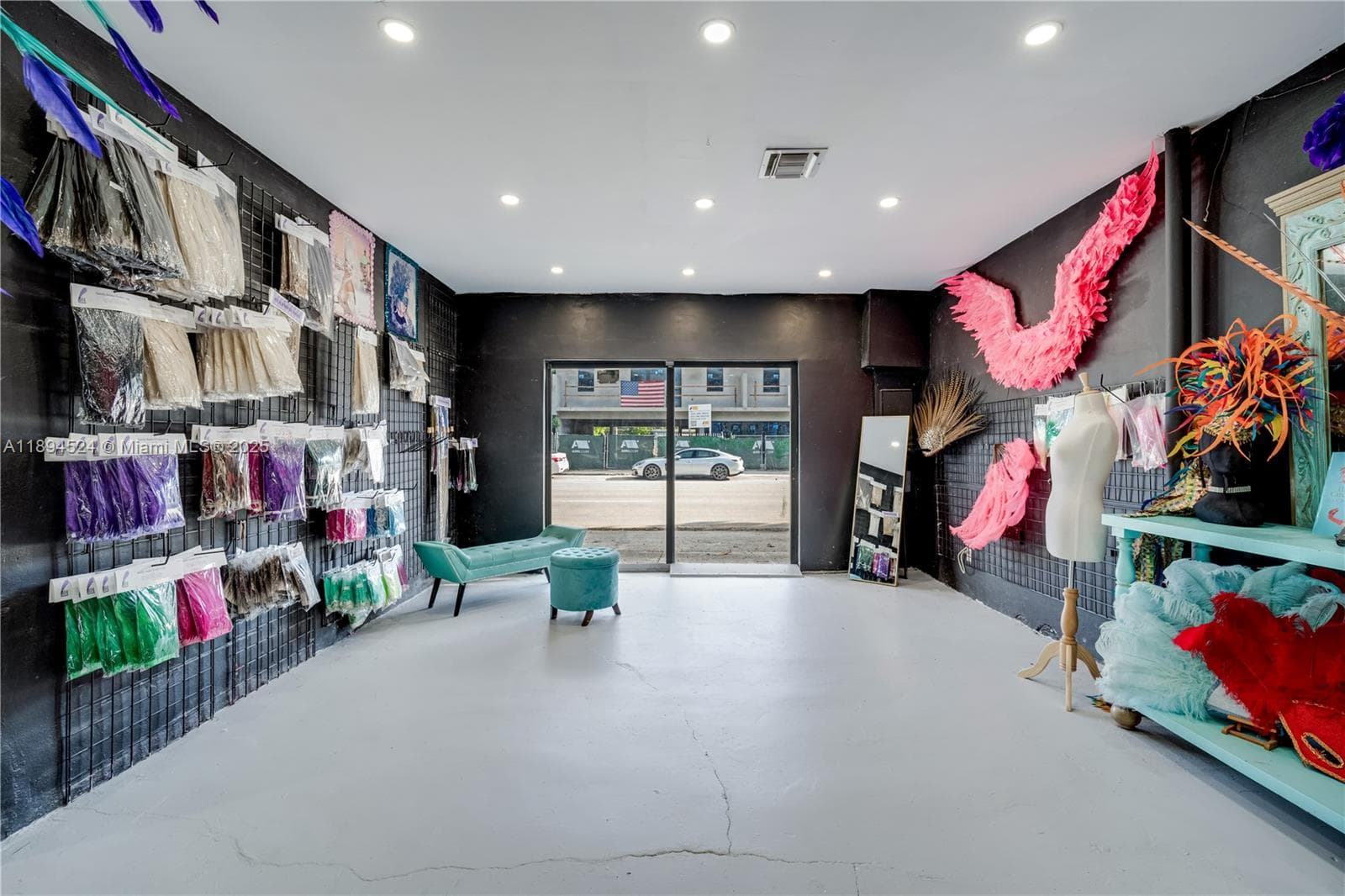 2900 NW 11th Ave, Miami FL 33127 — 4