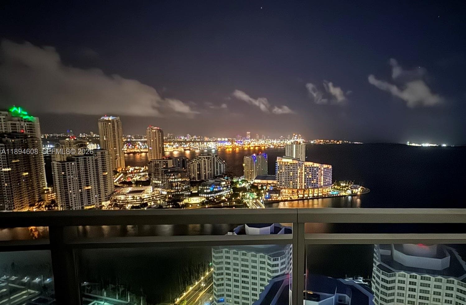 950 Brickell Bay Dr # 3610, Miami FL 33131 — 43