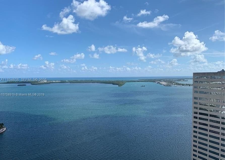 950 Brickell Bay Dr # 3610, Miami FL 33131 — 24