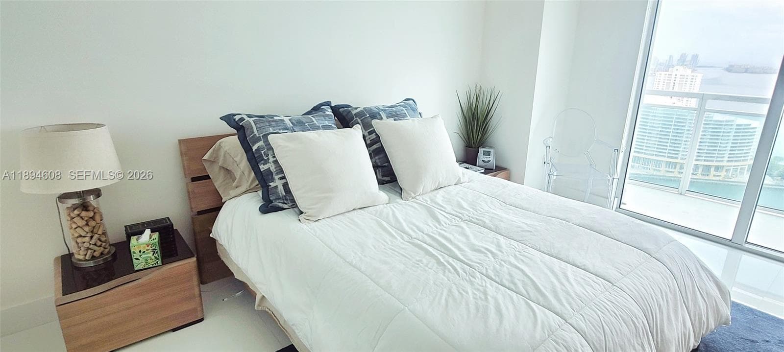950 Brickell Bay Dr # 3610, Miami FL 33131 — 30
