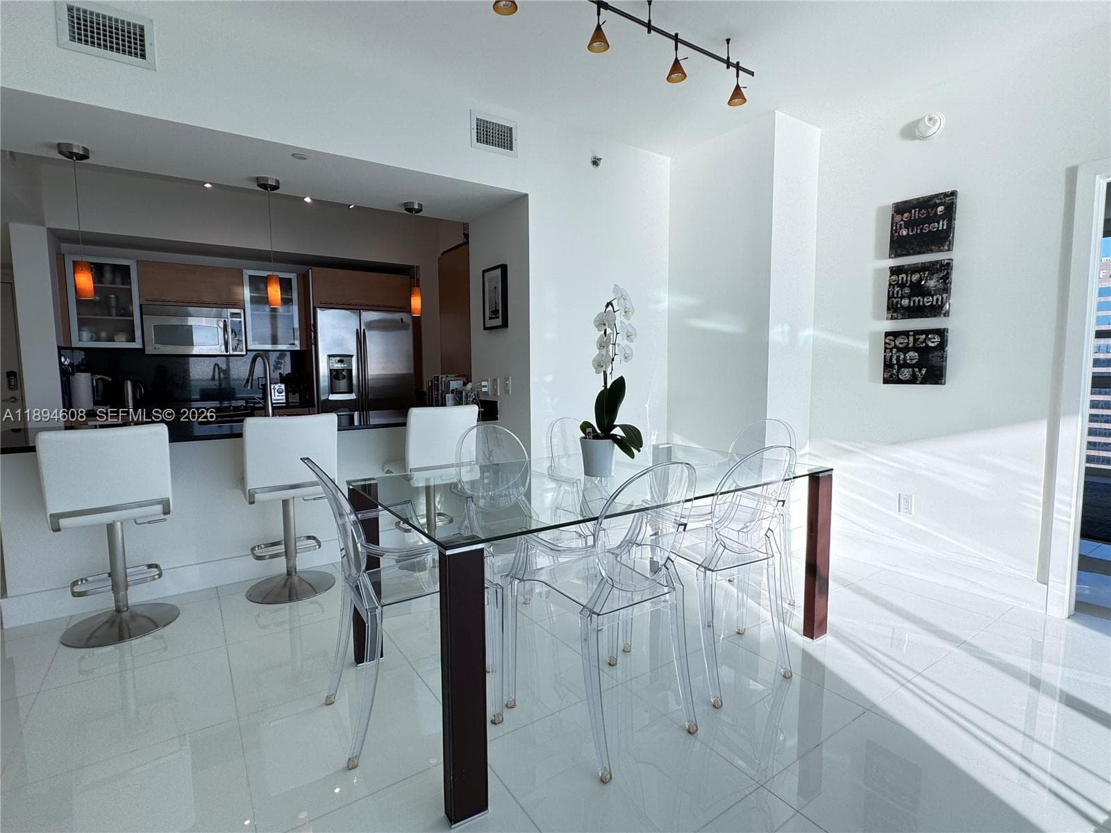 950 Brickell Bay Dr # 3610, Miami FL 33131 — 10