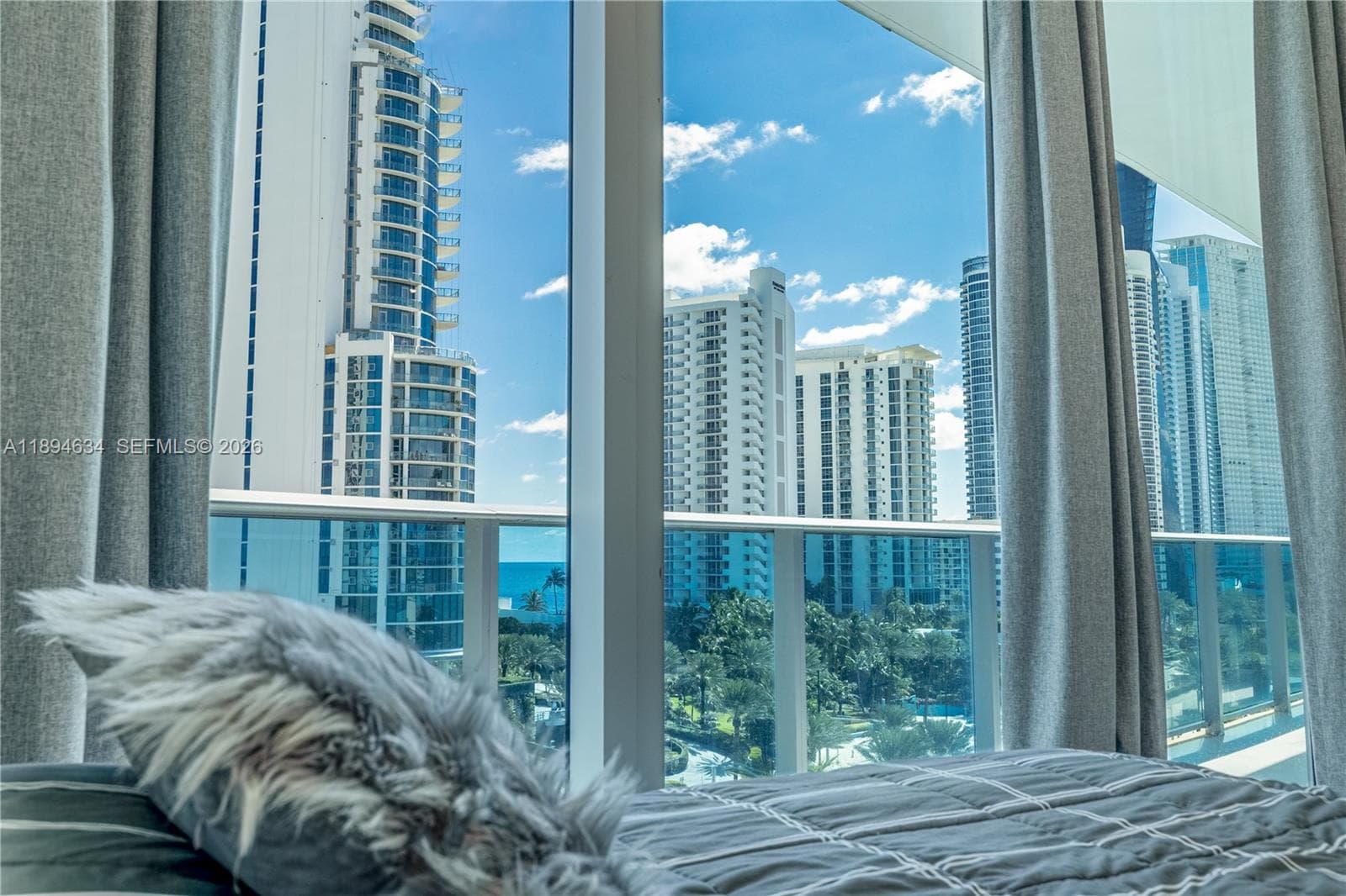 17550 Collins Ave # 703, Sunny Isles Beach FL 33160 — 34