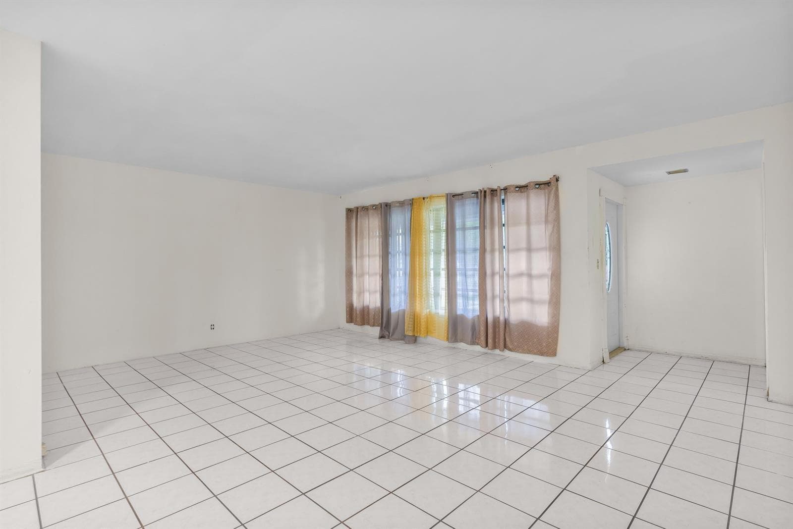 14800 NE 8th Court, Miami FL 33161 — 6