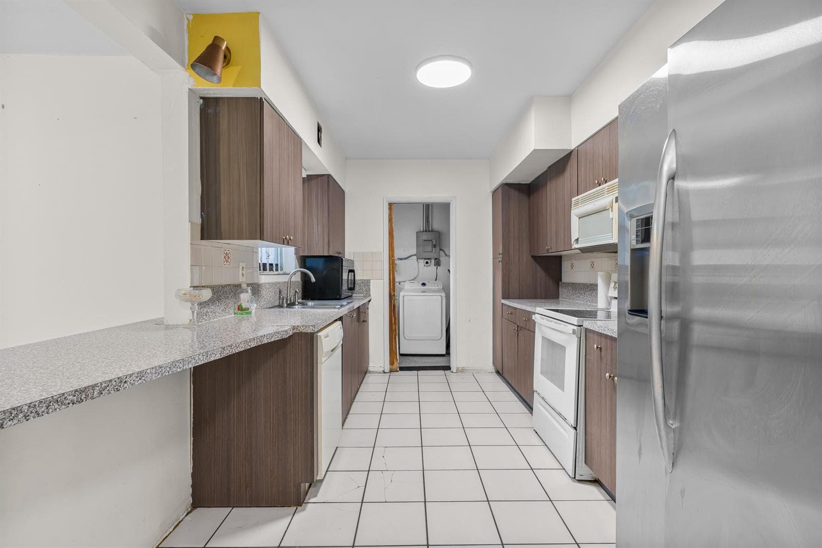14800 NE 8th Court, Miami FL 33161 — 10
