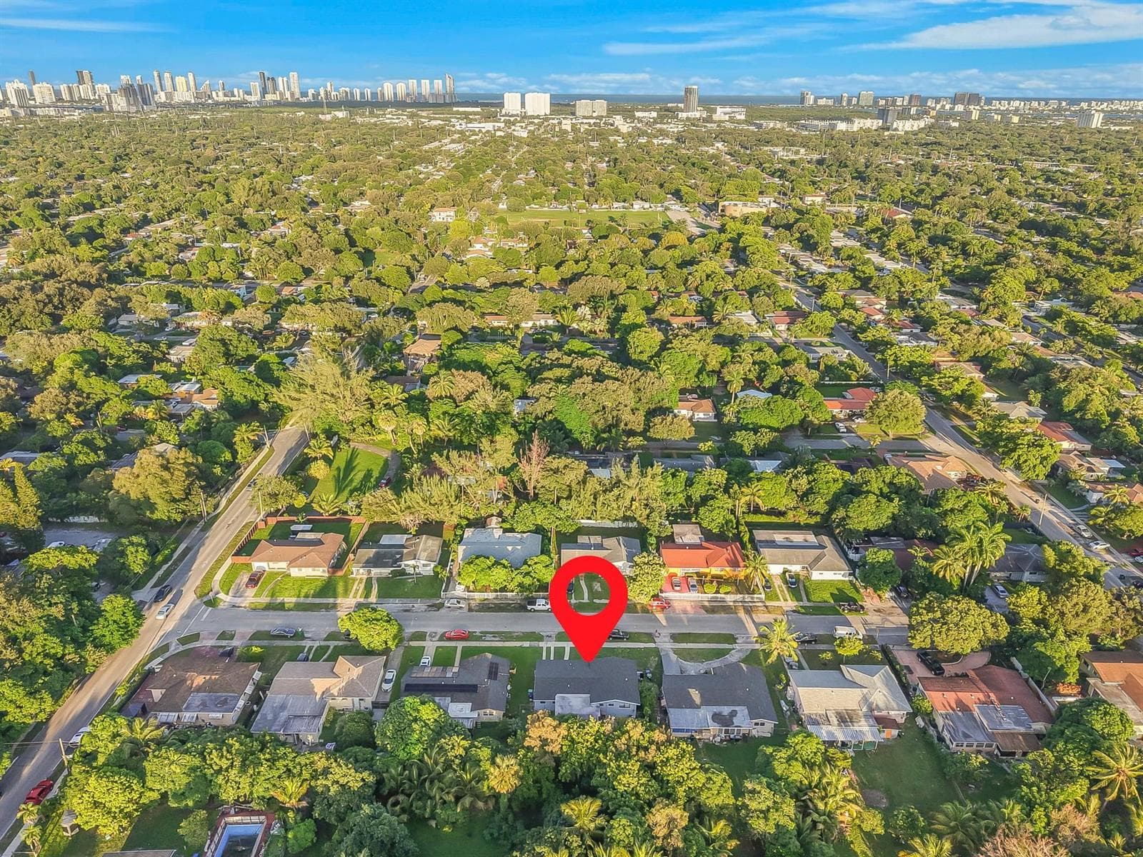 14800 NE 8th Court, Miami FL 33161 — 35