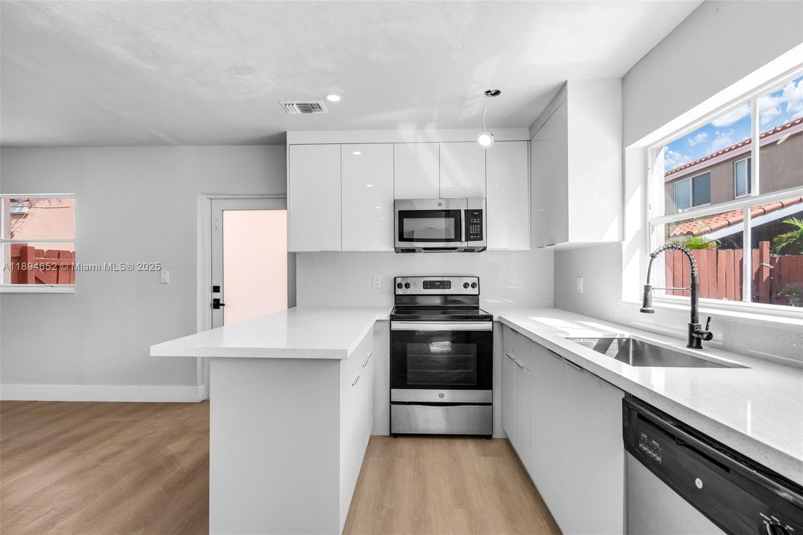 191 NW 85th Pl, Miami FL 33126 — 9